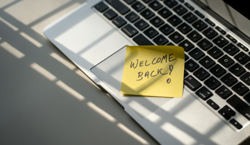 Vuelta al trabajo con enfoque digital: cómo retomar septiembre con más estrategia y menos estrés