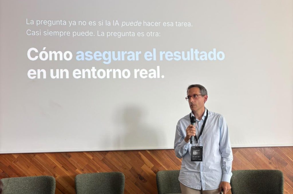 Sergio Sáenz Solano de Sofias Tech durante su intervención en GoDigital 2026